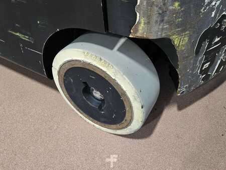 Propane Forklifts 2021  Hyster S135FT (10)