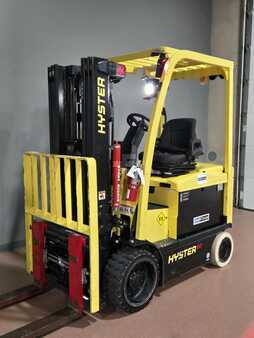 Montacargas diésel 2020  Hyster E60XN (3)