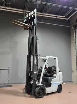 Propane Forklifts 2015  Unicarriers CF60 (8)