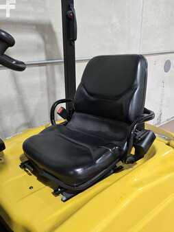 Montacargas diésel 2016  Yale ERP025VC (11)