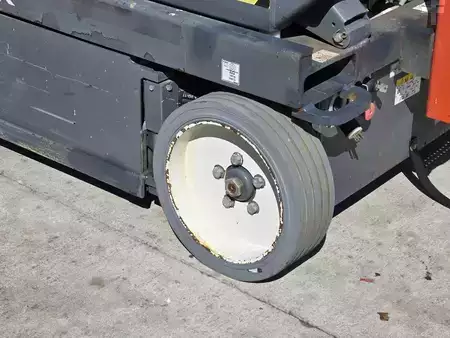 Montacargas Eléctrico (4 ruedas) 2017  Skyjack SJIII4632 (10)