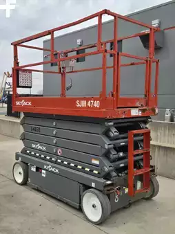 4-Wheel Electric 2016  Skyjack SJIII4740 (2)