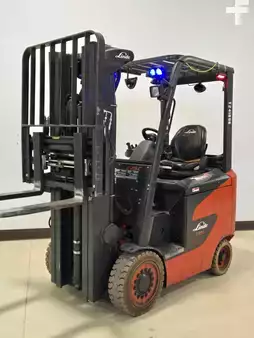 Montacargas Eléctrico (4 ruedas) 2021  Linde E25C (7)