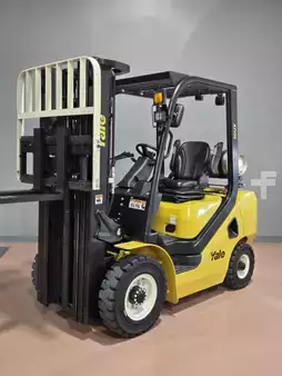 Propane Forklifts 2023  Yale GLP050UX (7)