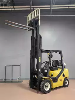 Propane Forklifts 2023  Yale GLP050UX (8)