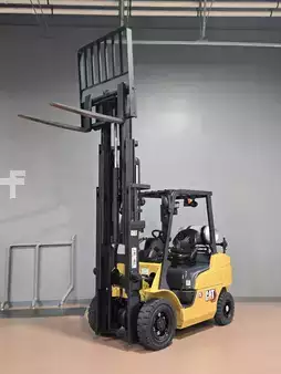 Propane Forklifts  Mitsubishi FGC25N (8)