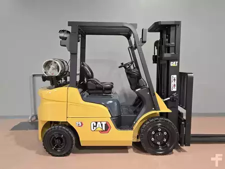 Propane Forklifts  Mitsubishi FG25N (6)