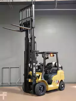 Propane Forklifts  Mitsubishi FG25N (8)