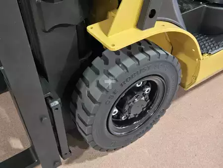 Propane Forklifts  Mitsubishi FG25N (9)