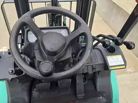 Propane Forklifts 2020  Mitsubishi FG25N (10)