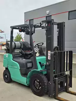 Propane Forklifts 2020  Mitsubishi FG25N (4)