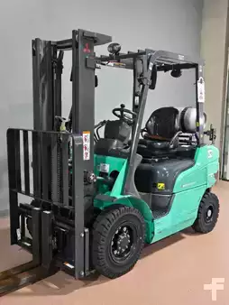 Propane Forklifts 2020  Mitsubishi FG25N (3)
