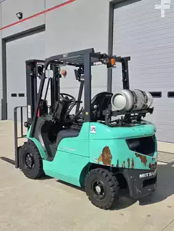 Propane Forklifts 2020  Mitsubishi FG25N (2)
