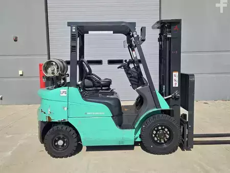 Propane Forklifts 2020  Mitsubishi FG25N (6)