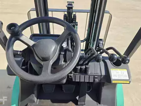 Propane Forklifts 2020  Mitsubishi FG25N (9)