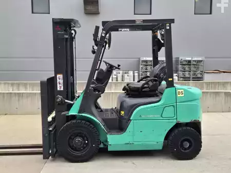 Diesel Forklifts  Mitsubishi FD20N (1)