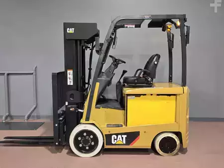 4-Wheel Electric 2017  CAT Lift Trucks EC25N2 (1)