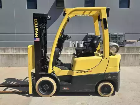 Propane Forklifts  Hyster S50CT (1)