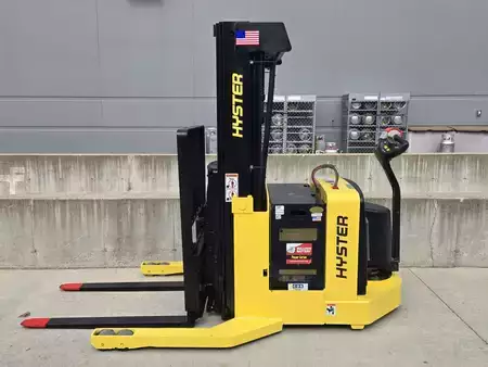 Montacargas Eléctrico (4 ruedas) 2020  Hyster W30ZR (1)