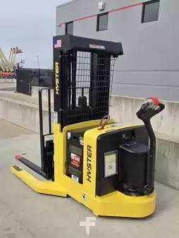 Montacargas Eléctrico (4 ruedas) 2020  Hyster W30ZR (2)