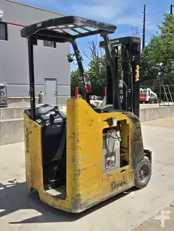Montacargas de Pasillo Angosto 2018  Yale ESC040ADN36TE088 (5)