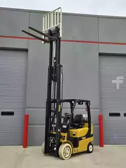 Propane Forklifts  Yale GLC050VXNEAE083 (8)