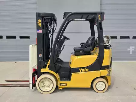 Propane Forklifts  Yale GLC050VXNEAQ084 (1)