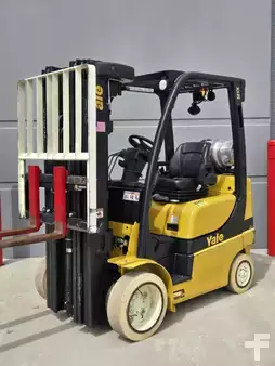 Propane Forklifts  Yale GLC050VXNEAQ084 (7)