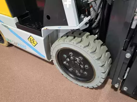 4-Wheel Electric 2022  Unicarriers MCT1B2L25E (9)