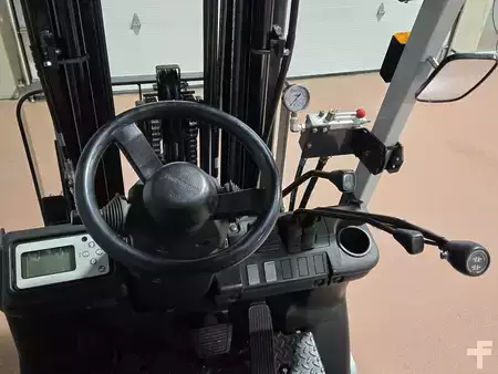 4-Wheel Electric 2022  Unicarriers MCT1B2L25E (11)