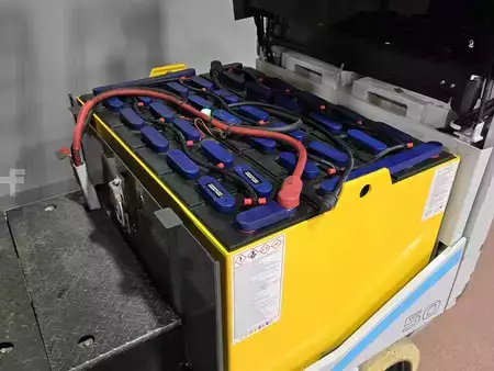 4-Wheel Electric 2022  Unicarriers MCT1B2L25E (12)