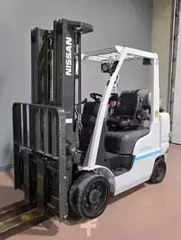 Montacargas GLP 2015  Unicarriers MCUG1F2F30LS (3)