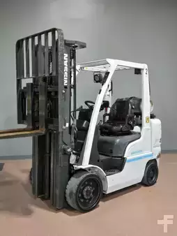 Montacargas GLP 2015  Unicarriers MCUG1F2F30LS (7)