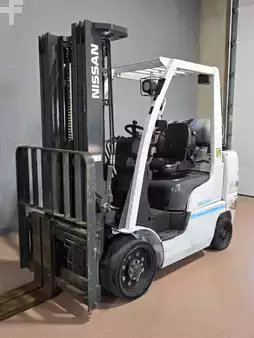 Montacargas GLP 2015  Unicarriers MCUG1F2F30LS (3)