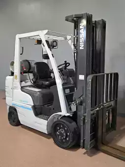 Montacargas GLP 2015  Unicarriers MCUG1F2F30LS (4)