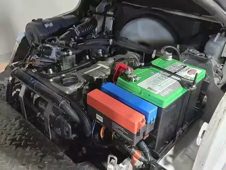 Montacargas GLP 2015  Unicarriers MCUG1F2F30LS (9)