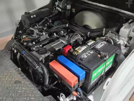 Montacargas GLP 2015  Unicarriers MCUG1F2F30LS (9)
