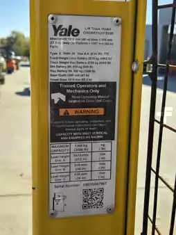 Montacargas de Pasillo Angosto 2019  Yale OS030EFN24TE095 (11)