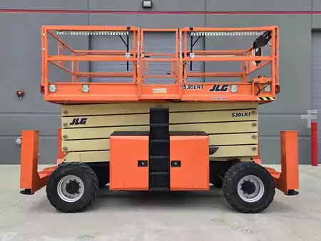 Rough Terrain Forklifts 2017  JLG 530LRT (1)