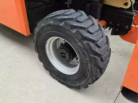 Rough Terrain Forklifts 2017  JLG 530LRT (10)