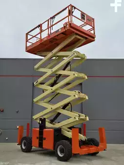 Rough Terrain Forklifts 2017  JLG 530LRT (8)