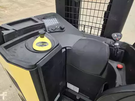 Montacargas de Pasillo Angosto  Hyster N35ZDR3-16.25 (10)