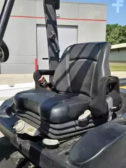 Diesel Forklifts  Yale GDP155VXNTBV126 (11)