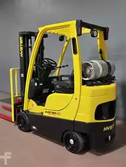 Propane Forklifts 2019  Hyster S40FTS (2)