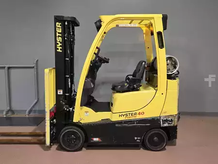 Propane Forklifts 2020  Hyster S40FTS (1)