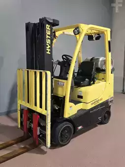 Propane Forklifts 2020  Hyster S40FTS (4)