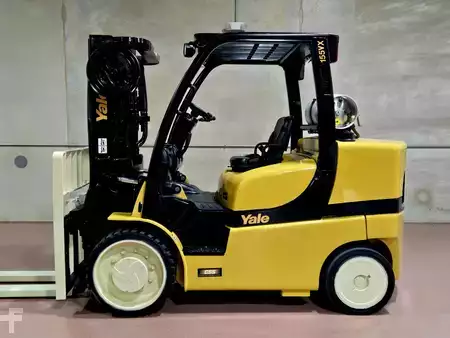 Propane Forklifts 2015  Yale GLC155VXNGBE088 (1)