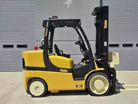 Propane Forklifts  Yale GLC155VXNEBV107 (6)
