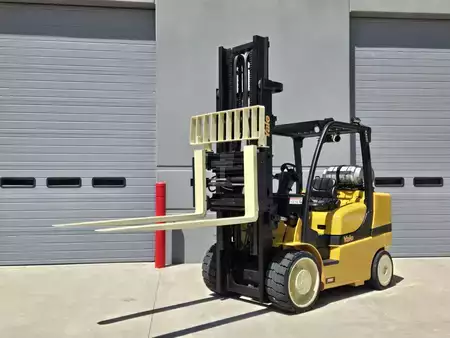 Propane Forklifts  Yale GLC155VXNEBV107 (9)