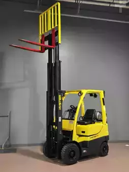Misceláneos 2017  Hyster H35FT (8)